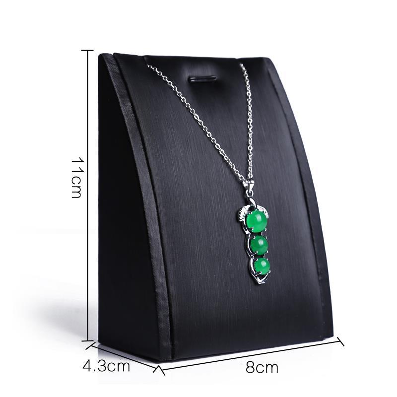 Custom jewelry pendant display 